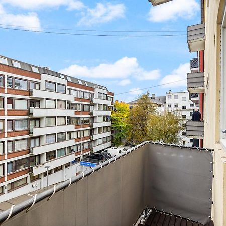 Small And Cheap - 6 Ppl - Super Central - Balcony オスロ エクステリア 写真